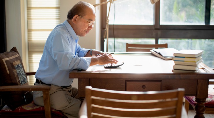 Man looking at taxes from his social security