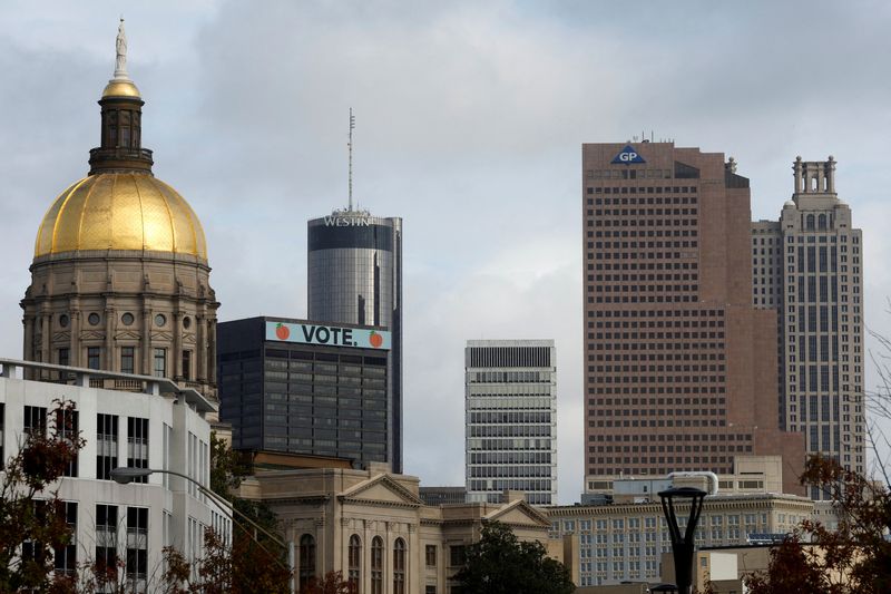 © Reuters. FILE PHOTO: The Atlanta skyline is seen in 2022 in Atlanta, Georgia, U.S. November 6, 2022.  REUTERS/Jonathan Ernst/File Photo