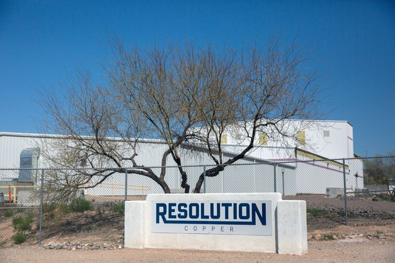 © Reuters. FILE PHOTO: A Resolution Copper facility in Superior, Arizona, U.S., March 30, 2021. Picture taken March 30, 2021.  REUTERS/Caitlin O'Hara/File Photo