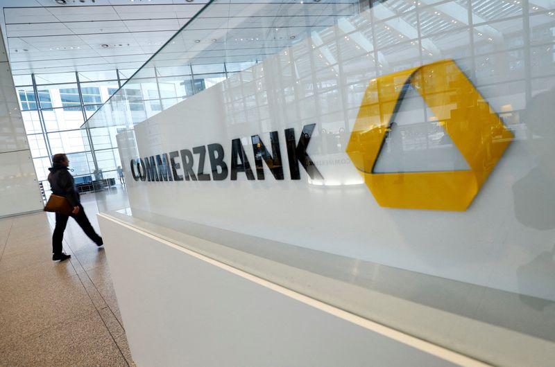 © Reuters. FILE PHOTO: A company logo is pictured at the headquarters of Germany's Commerzbank AG during the annual results news conference in Frankfurt, Germany, February 13, 2020.  REUTERS/Ralph Orlowski/File Photo