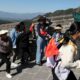 © Reuters. FILE PHOTO: Tourists visit the Badaling section of the Great Wall on the National Day holiday in Beijing, China October 1, 2023. REUTERS/Florence Lo/File Photo