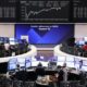 © Reuters. FILE PHOTO: The German share price index DAX graph is pictured at the stock exchange in Frankfurt, Germany, September 23, 2024. REUTERS/Staff/File photo