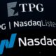 © Reuters. FILE PHOTO: A screen announces the listing of Private-equity firm TPG, during the IPO at the Nasdaq Market site in Times Square in New York City, U.S., January 13, 2022.  REUTERS/Brendan McDermid/File Photo