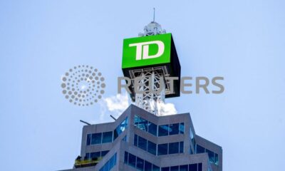 © Reuters. FILE PHOTO: A sign for TD Canada Trust in Toronto, Ontario, Canada December 13, 2021.  REUTERS/Carlos Osorio/File Photo