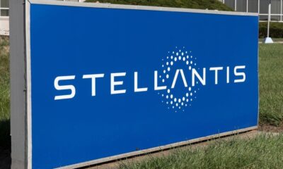 What's Going On With Stellantis Stock Monday?