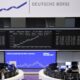 © Reuters. FILE PHOTO: The German share price index DAX graph is pictured at the stock exchange in Frankfurt, Germany, September 27, 2024. REUTERS/Staff/File photo